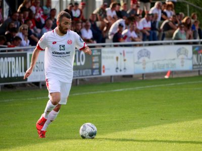 Erkan Eyibil überzeugt bei den ersten Profischritten